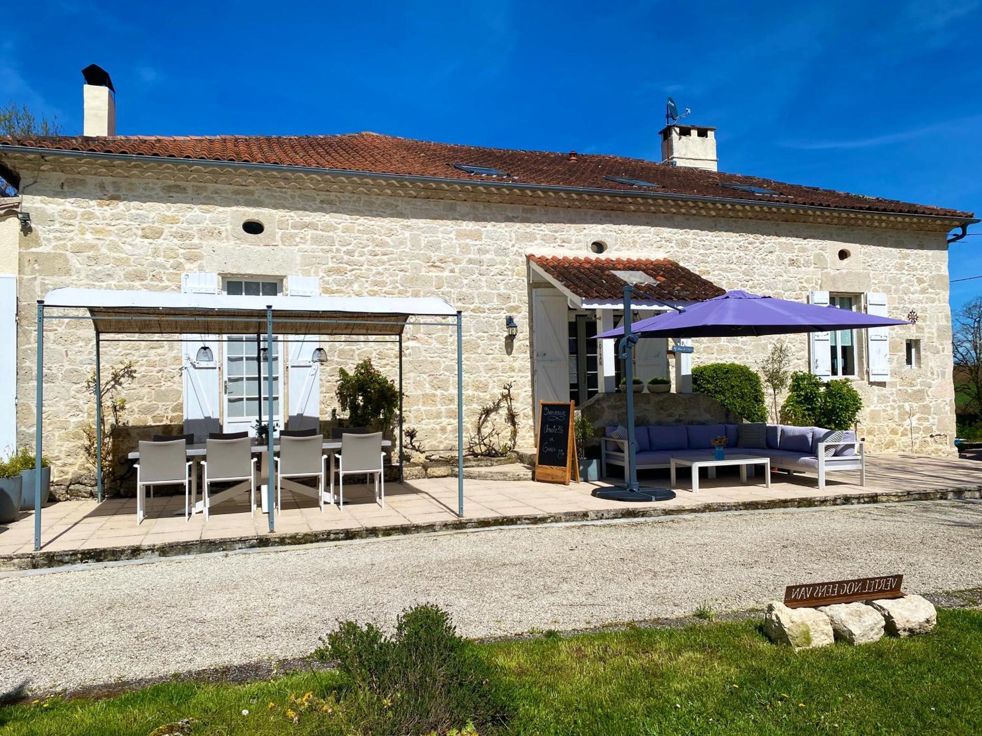 Le Petit Bleu Chambre D'Hotes Bourg-de-Visa Εξωτερικό φωτογραφία